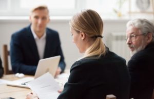 Чи можна змінити нотаріуса при оформленні спадщини: повний гід