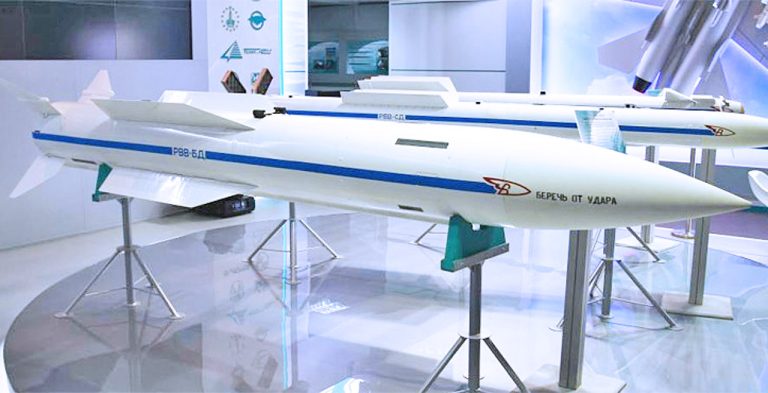 Ракета Р-37: далекобійна зброя російської авіації