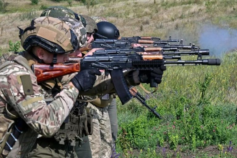 Дивізія кількість: скільки людей у з’єднанні