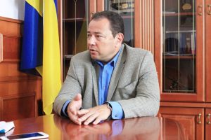 Хто такий консул: від римського правителя до надійного захисника інтересів громадян за кордоном