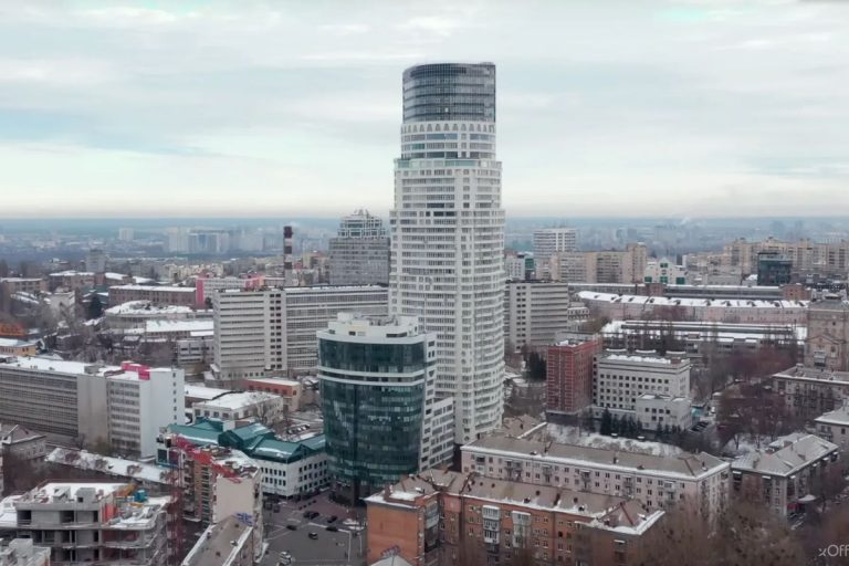 Найвища будівля України: 168 метрів київського гіганта на Кловському узвозі
