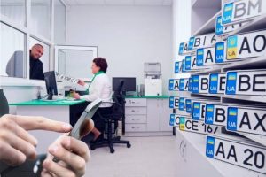 Пошук авто по номеру: як перевірити машину онлайн у 2026