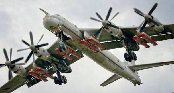 Сколько ракет несёт Ту-95: полный разбор вооружения стратегического бомбардировщика