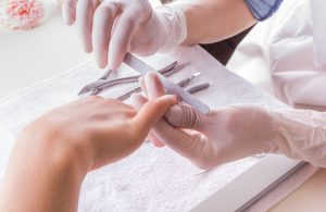 Коли день майстра манікюру: дата та традиції