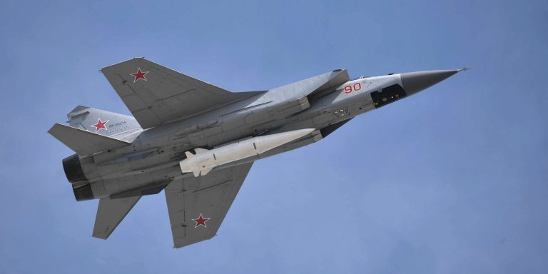 МіГ-31К Кинжал: авіаційний комплекс гіперзвукової ракети — характеристики, застосування та статус 2026