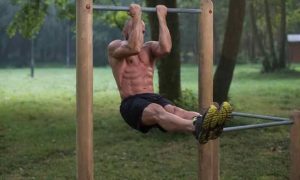 Віджимання на турніку: техніка, прогресії та секрети сили